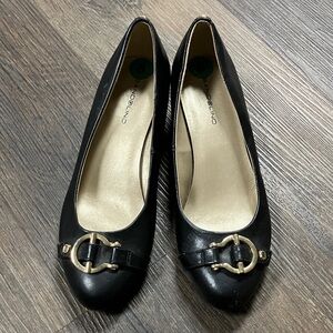 Bandolino Black Wedges with Gold Buckle